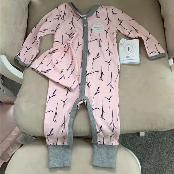 Burt's Bees Baby Other - Burt’s Bees outfit